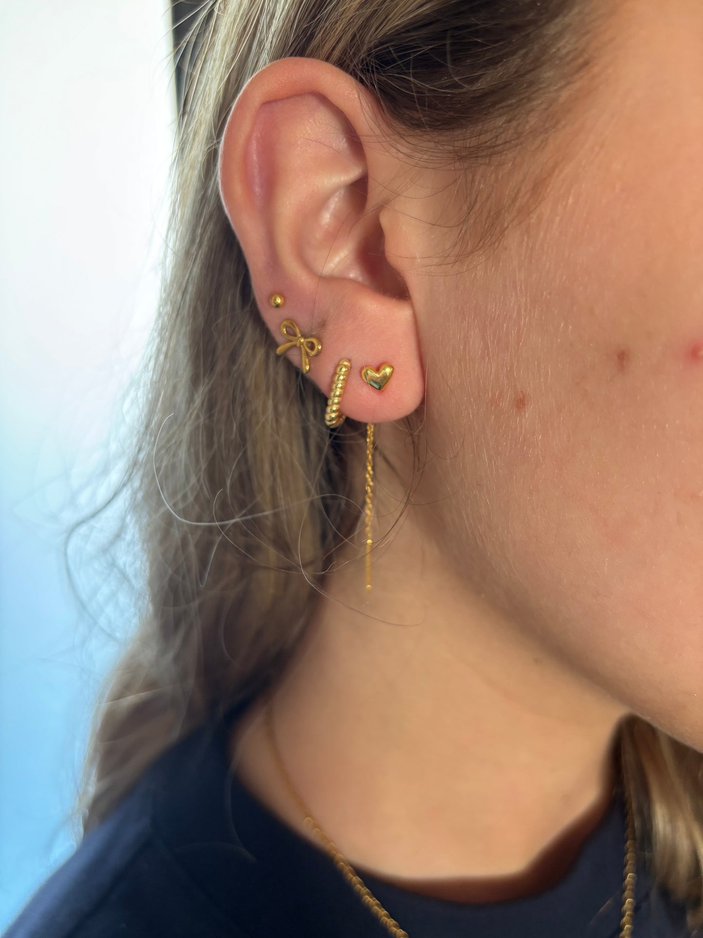 Love Thread Earrings - Gold