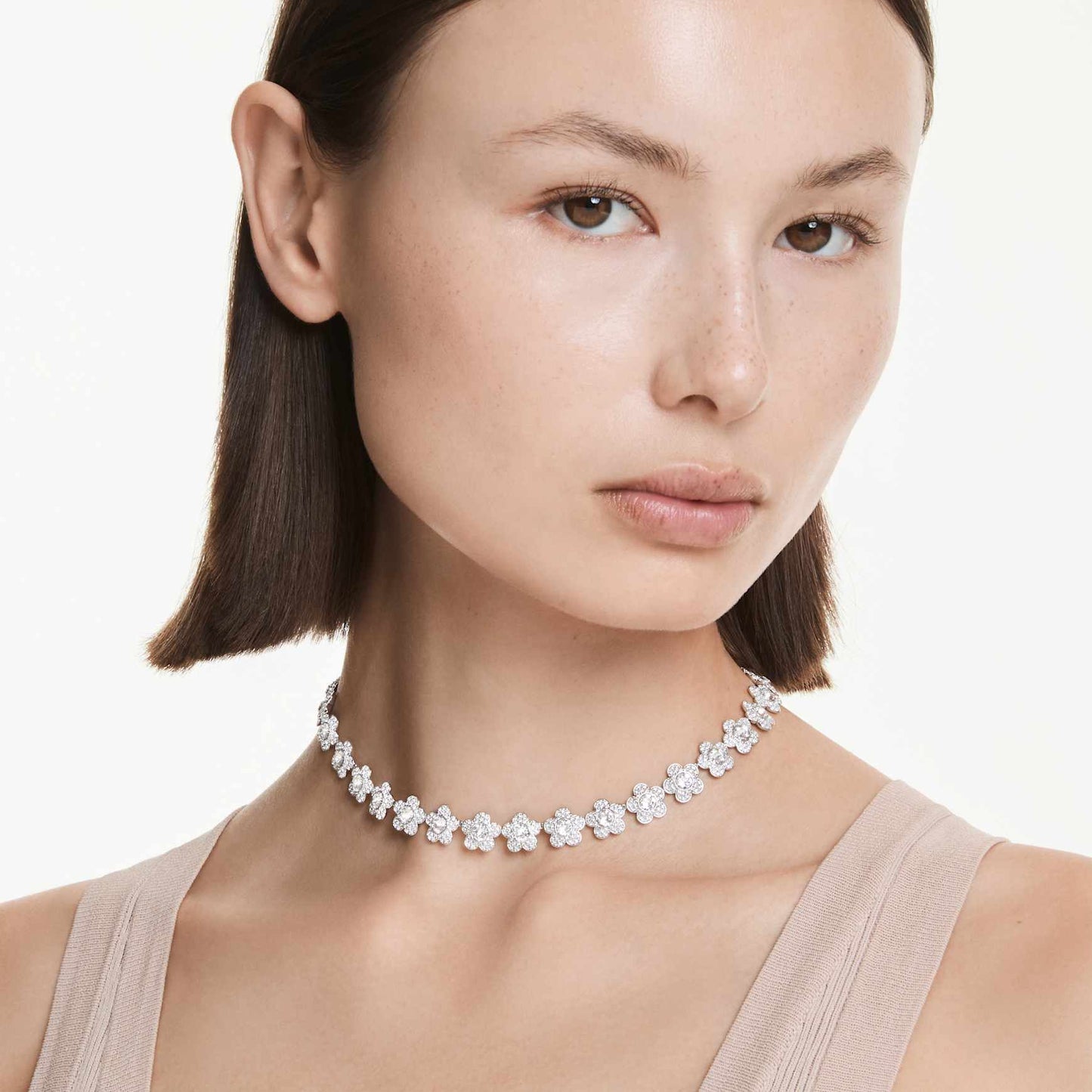 Ariana Flower Necklace Silver