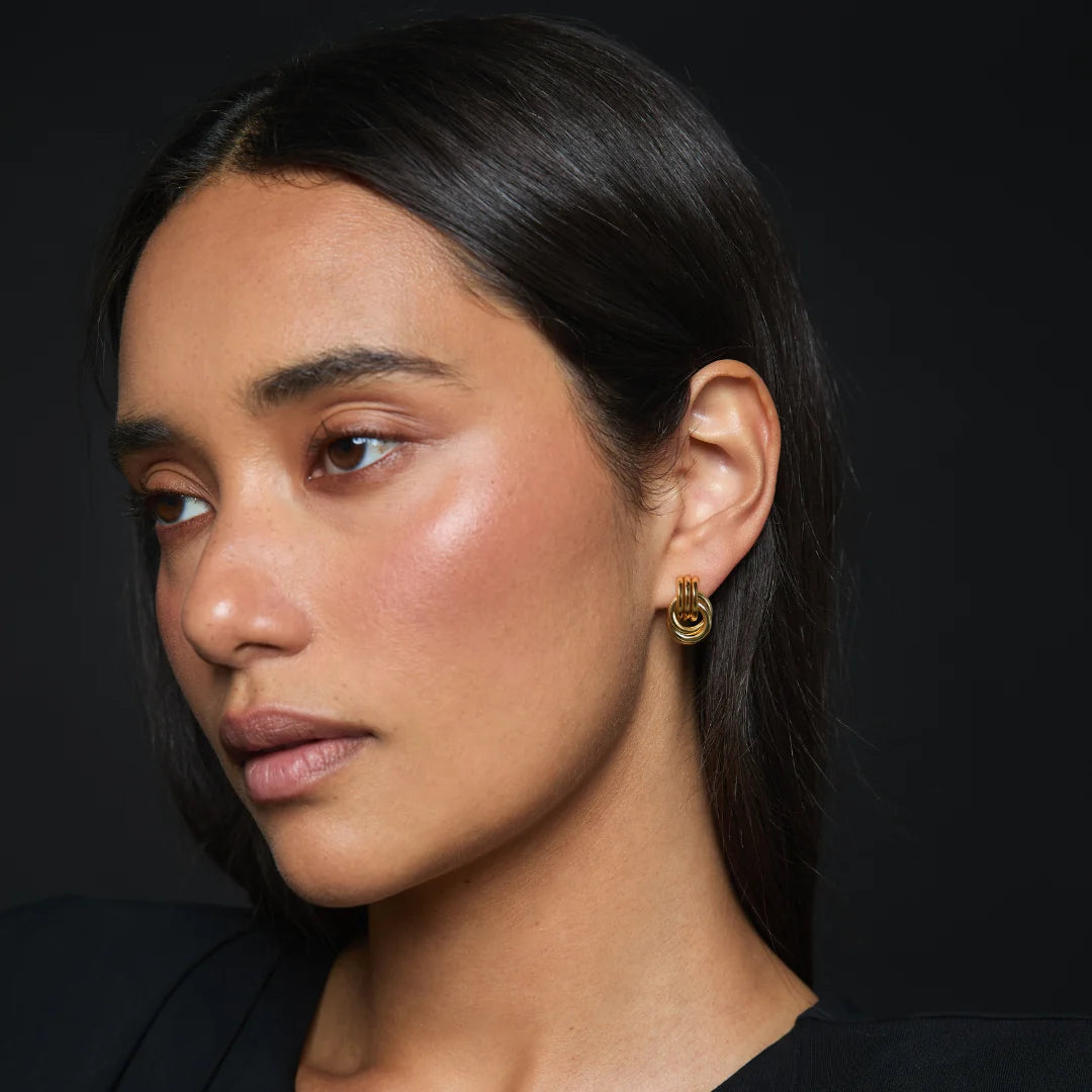 Mini Baby Knot Earrings - Gold