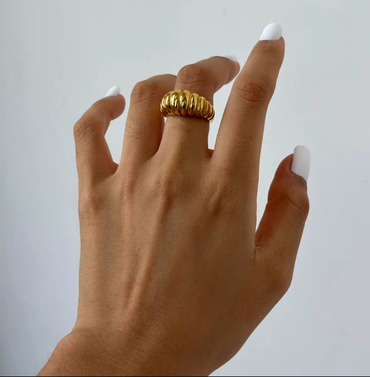 Ruby Ring - Gold