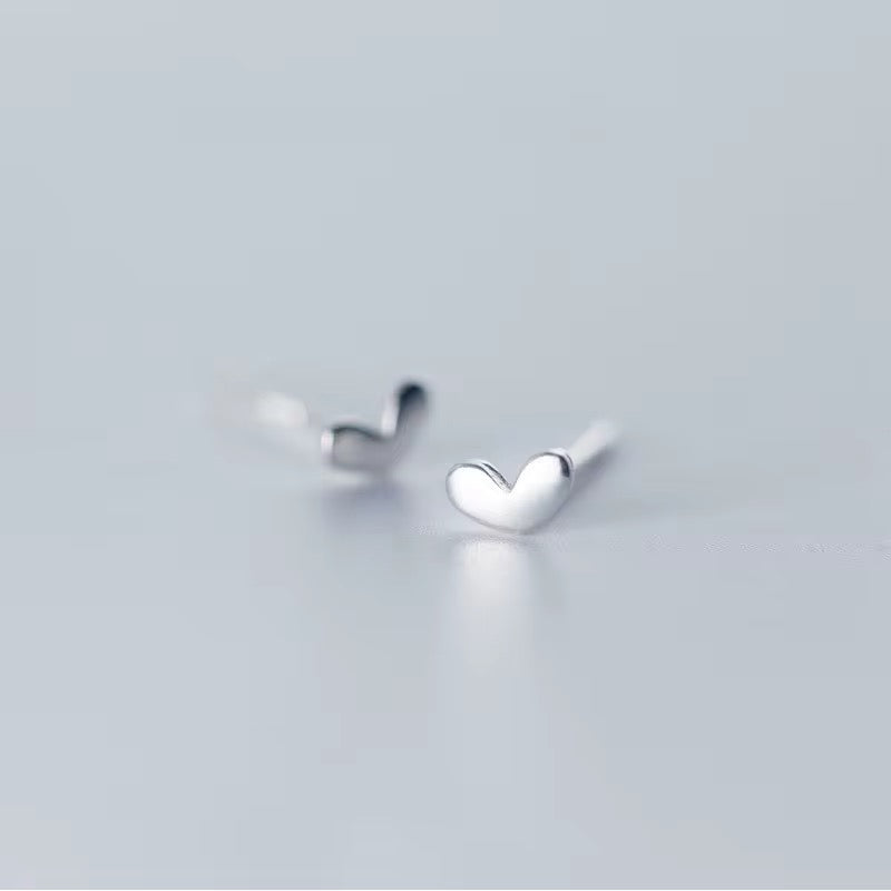Lacey Heart Studs - Silver