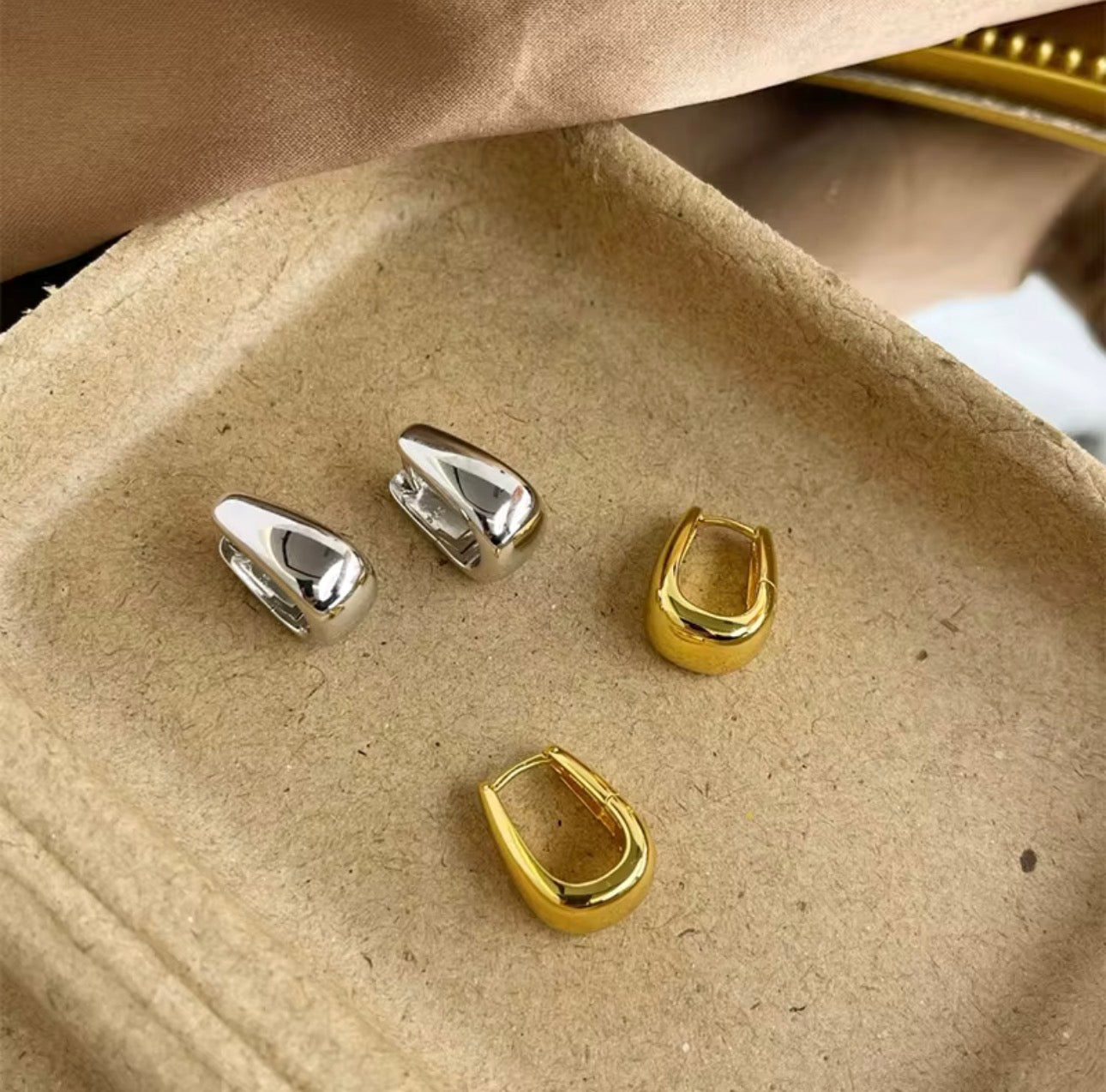 Dana Geometric Hoops - Silver